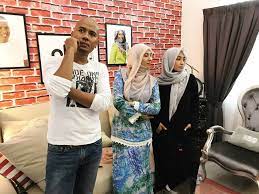 Mat sabu malaysia jadi negara pembohong siapa nak mari melabur dalam keadaan begini. Nampak Bra Dan Bentuk Buah Dada Netizen Bengang Lelaki Aibkan Yb Nurul Izzah Ketika Fb Live