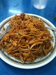 It is savory, sweet, spicy and incredibly satisfying! Mee Goreng Picture Of Kopitiam Pak Lang Port Dickson Tripadvisor
