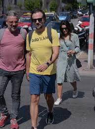Κωστησ μαραβεγιασ loutraki festival 2018 σαββατο 28 ιουλιου 2018 γυμνασιο λουτρακιου ο κωστής μαραβέγιας στο μεγαλύτερο party της χρονιάς! Kwsths Marabegias O Aderfos Toy Einai O Kalyteros Toy Filos Marie Claire O Ti Exei Shmasia Gia Tis Gynaikes