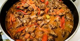 Cafe fernando'da yayımlanan tariflerde belirtilen su bardağı, çorba kaşığı (ya da yemek kaşığı), çay kaşığı (ya da tatlı kaşığı) ölçüleri, sırasıyla standart amerikan 240 ml hacmindeki cup, 15 ml hacmindeki. En Pratik Etli Yemek Tarifi Kadinonline