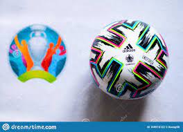 Jhon córdoba, omar alderete, santiago ascacibar y matheus cunha llegaron en 2020 a berlín. Paris Francia Enero 20 2020 Fondo De Contribuciones De La Eurocopa 2020 Torneo Oficial De Adidas Uniforia Bola Y Logo Fondo Fotografia Editorial Imagen De Calificado Naturalizado 169916122