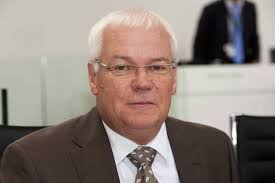 Ex-Audi board member Michael Dick died