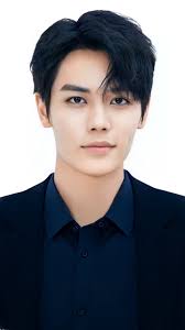 Appreciation post for Evan Lin. 💖 He is Wan Peng's leading man in the  upcoming drama "Crush". This guy will surely make our hearts flutter. 😍