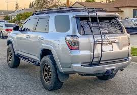 This suv can be loaded up with all of your friends and their luggage, so you can head off on a backcountry trip. Gobi Stealth Rack Multi Light Setup 2010 4runner