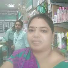 Anu Singhal at Apollo Pharmacy, Kamla Nagar,