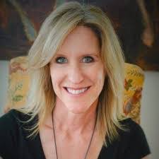 Kelly Simmerman's Instagram, Twitter & Facebook