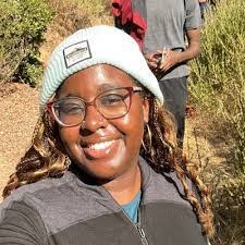 Stephanie Eastwood's Instagram, Twitter & Facebook