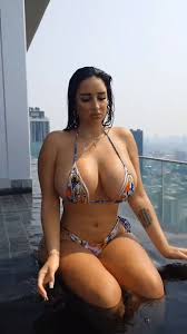 Gloomyworld Women on X: 💃 Tania Barbosa Follow for more videos like this.  ❤ t.corv5pqgbOpd  X