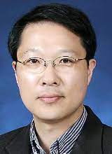 드럼 연주자로 장영규와 함께 '어어부프로젝트', '씽씽' 활동을 하였고, 다수의 뮤지컬과 ost에 참여했다. ê¸°ê³  ì´ì² í¬ ì •ë…„ì—°ìž¥ ì–´ë–»ê²Œ ë³´ì™„í•´ì•¼ í•˜ë‚˜ ë‰´ìŠ¤ì¤Œ