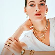 Taupe colored Flower Vera Key ring