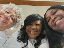 THEM BURCH GIRLS !! Vickie Rivers Dianne Burch DONT WE ALL LOOK ALIKE?