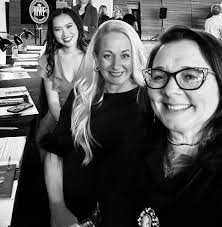 What do pageant judges look for in contestants?