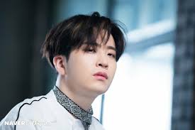 Itzy's yeji breaks down in tears during live broadcast. Pic 180919 Naver X Dispatch Got7 Youngjae Lullaby M V Filming Photoshoot Got7 Indonesia