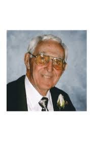 Ryan Winchell's Instagram, Twitter & Facebook