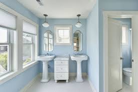 pedestal sink bathroom