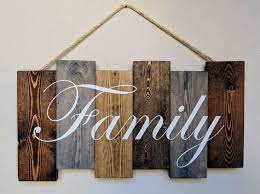 Family Pallet Sign Hand Painted Family Wood Art Wall Decor Pallet Art In 2021 Wood Wall Art Decor Wood Pallet Projects Wood Signs Home Decor