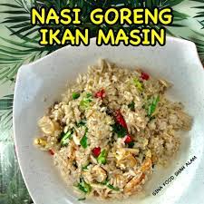 Nasi goreng ikan teri memiliki banyak penggemar di indonesia, bahkan bila ditambahkan dengan teri asin yang gurih maka akan menghasilkan cita rasa nasi goreng yang sedap sebagai menu spesial. Facebook