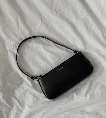 Pin By Ffaaayyyy On Blackberry In 2020 Kawaii Bags Accessories Pretty Girl Outfits