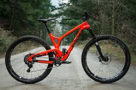 First Look Evil Bikes The Following Pinkbike Bicycle Mountain Bike Mtb Bike Moutain Bike