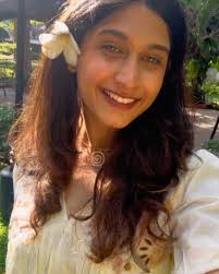 Dr. Manik Agashe Damle (PT)