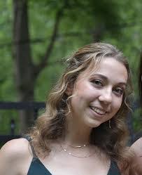 Lindsay Brubaker's Instagram, Twitter & Facebook