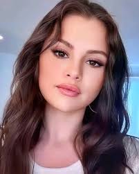 Selena Gomez is very beautiful 🥰💟