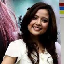 Ia mengungkapkan bahwa suaminya, randi bachtiar, mengidap kanker getah bening stadium 2. Shafa Tasya Kamila Kamila2000shafa Twitter