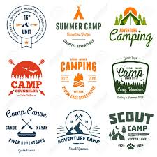 Set Of Retro Vintage Camp Labels And Graphics ロゴデザイン キャンプ イラスト デジタル デザイン