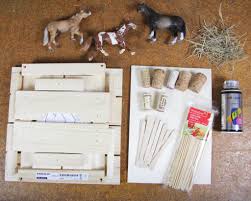 Pferdestall Selber Bauen Und Zubehor Fur Den Ponyhof Basteln Limmaland Blog Pferdestall Bauernhof Spielzeug Pferd