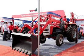 Massey Ferguson 9500 Super Shuttle Series Loader Massey Ferguson Tractors Agricultural Implements