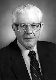 Faculty Member to be Honored at Annual Course Cytology Laboratory Receives  Award