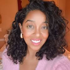 Monique Weston's Instagram, Twitter & Facebook