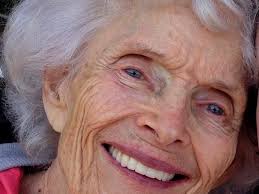 Rosalie Calhoun's Instagram, Twitter & Facebook