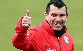 05:47 edt, 11 august 2013 | updated: Grande Pitbull Gary Medel Dejo K O A Usuaria Que Le Dijo Cara De Delincuente