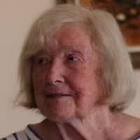 Mary Siek's Instagram, Twitter & Facebook