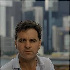 Amazon.com.br: Hugh Small: livros, biografia, última atualização