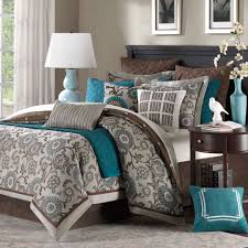 Shades of gold, dark purple, and terra cotta provide a bold color scheme that's both. 22 Beautiful Bedroom Color Schemes Color Blocking Ideas Decoholic