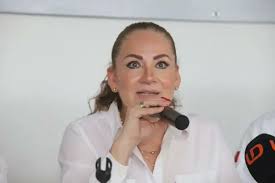 La desaparición de la CEAIP en #Sinaloa después de la votación en el  Congreso del Estado es un retroceso “retrógrada y antidemocrático”,  manifestó la dirigente del PRI en #Mazatlán, Maribel Chollet Morán