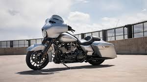2019 harley davidson street glide special. Harley Davidson Street Glide 2019 Price Mileage Reviews Specification Gallery Overdrive