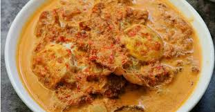 Memiliki tampilan khas berwarna 28. Resep Telur Ceplok Santan Rasanya Gurih Dan Pedas
