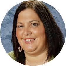 Hollie Ryan's Instagram, Twitter & Facebook