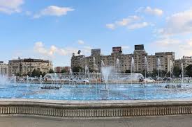 bukuˈreʃtʲ (escutar (ajuda · info))) é a capital e maior cidade da roménia.além de capital oficial, é também a capital cultural, industrial e financeira do país. O Que Fazer Em Bucareste Romenia Casal Wanderlust
