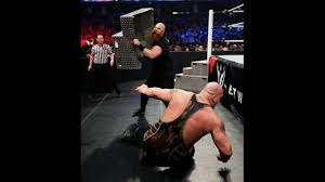 Erick Rowan Vs Big Show Steel Stairs Match Photos Steel Stairs Big Show Erick Rowan