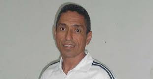 César Pineda Paredes, nuevo técnico de Caciques -