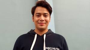 Postingan akun instagram lama kriss hatta yang dilike nikita mirzani. Kriss Hatta Komentari Instagram Story Billy Syahputra Soal Kegantengan Kumparan Com