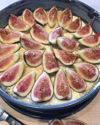 Ina Garten Was Interviewed By Katie Couric For The Skimm And They Talked Her Career Hiring Good People And Ina S Favorit Fig Dessert Fig Recipes Ricotta Cake