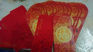 Kami menyediakan pelbagai perkhidmatan percetakkan sampul raya & keperluan khidmat percetakan dengan harga yang amat. Sampul Duit Raya Cina Hongleong Public Bank Design Craft Artwork On Carousell