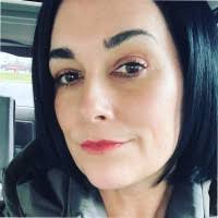 100+ perfiles de «Shrader»