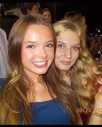 Hey y'all! My name is Anna Sealey, and I'm from Red Springs, North  Carolina! I'm a dancer, hoping to be