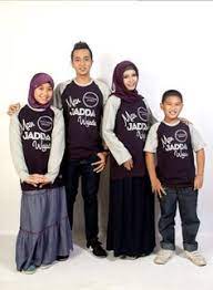 Desain kaos keluarga terbaru dengan desain yang keren dan lucu (kaospoloscikunir.com). 25 Ide Kaos Couple Keluarga Keluarga Kaos Desain